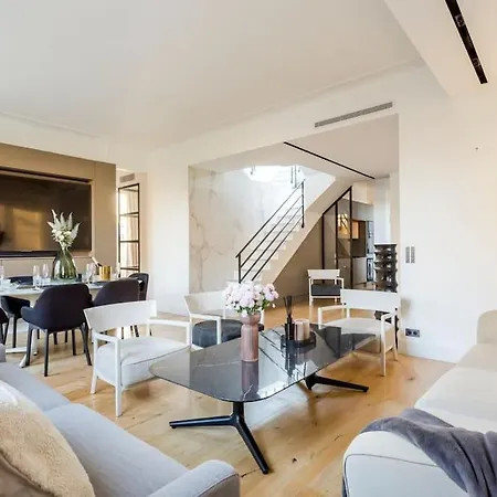 Penthouse 126 Jacuzzi Terrasse 16 * Paris