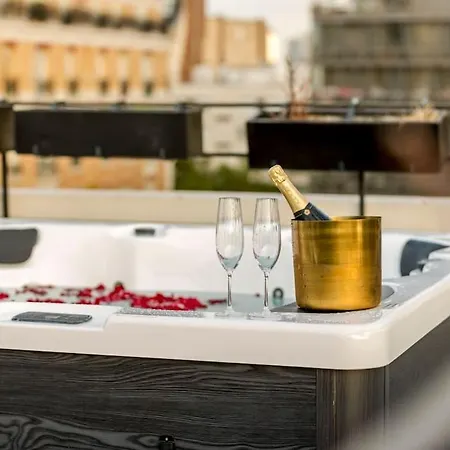 Penthouse 126 Jacuzzi Terrasse 16 Apartment