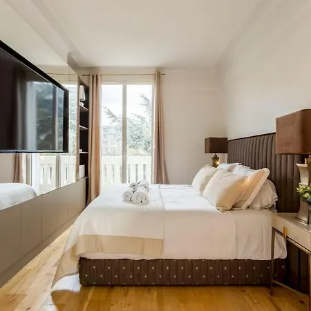 Penthouse 126 Jacuzzi Terrasse 16 Apartment *